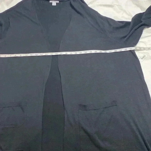 Amazon Essentials Black Plus Sized Open Front Long Cardigan w/ Pockets, Size 6X. - Picture 12 of 14